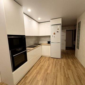 Оренда квартири (євродвушка), перша здача. Район Масани.