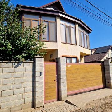 Продам два дома в Черноморске