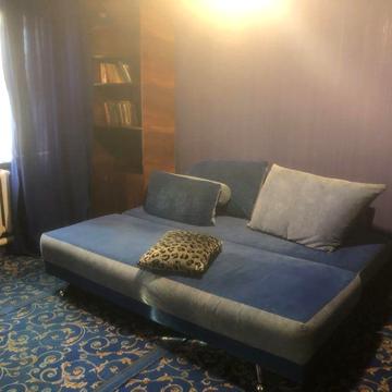 Аренда 1-но ком. кв-ры 98-й кв-л 1-й эт. пр-т Гагарина 50