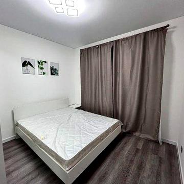 Продаж квартири ЖК Лебединий, вулиця Ревуцького 40Б