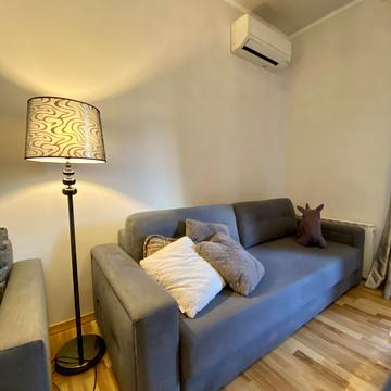 Шовковична вул., 13/2