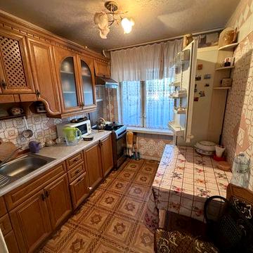 Продажа 2-х кімнатної квартири на Русановській Набережній 18