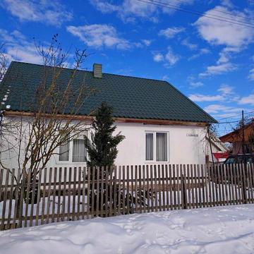 Будинок на просторій земельній ділянці між Базарчиком та Сушильним