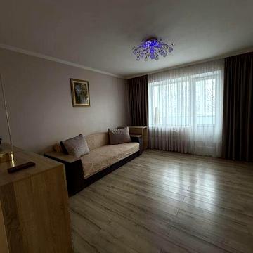 Продаж 2 кімнатноі квартири