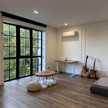 Михайла Коцюбинського вул., 17а