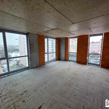 Продаж просторої 3-кім квартири із крутим плунуванням