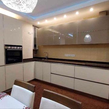 1 комнатная квартира в новом доме из красного кирпича. 3 этаж КК