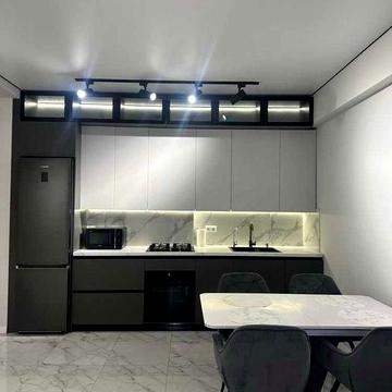 Котедж. Дизайнерський Ремонт. Паркінг. Чудова Локація. Оренда.