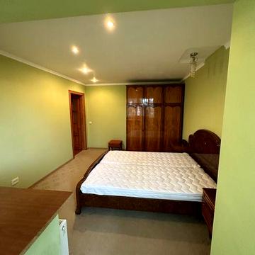 Здається в оренду 3х кімнатна квартира в Мурованому