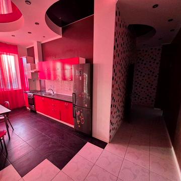 Продажа 2 комн. квартиры с Индивидуальным отоплением!  Метро Хол. Гора