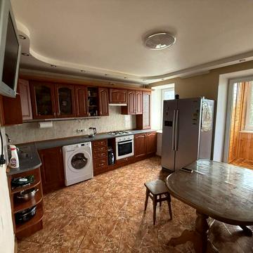 Продаж квартири 3-х кімнатної квартири,Бортничі