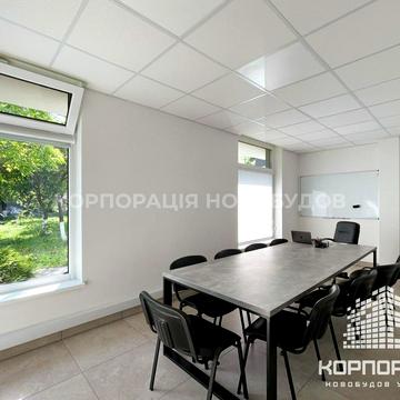 Собранецька вул., 150А