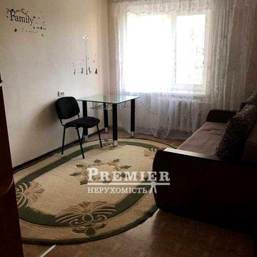 2к квартира з ремонтом, роздільні кімнати, зручний район