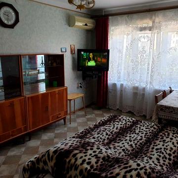 Cдам 2 комнатную квартиру длительно