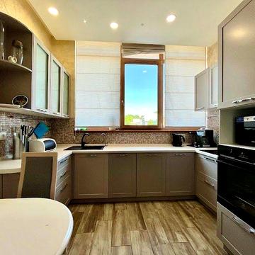 Продається 3к кв у клубному будинку з паркомісцем та кабінетом! ЖК КБ на Кониського 63