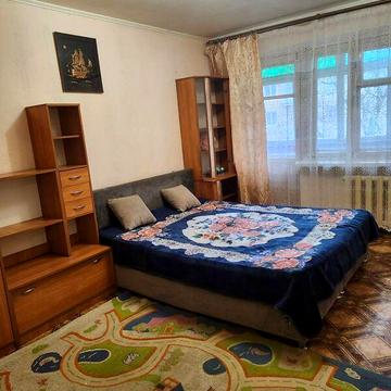 Довгострокова оренда 2к Квартира Ріхтера Святослава вулиця