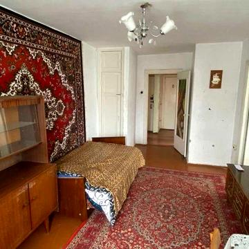 Продам теплу 3-кімнатну кватриру в Центрі, можна по сертифікату!!! Н1