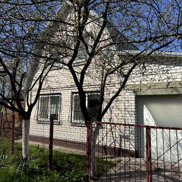 Будинок для життя у будь-яку пору року.