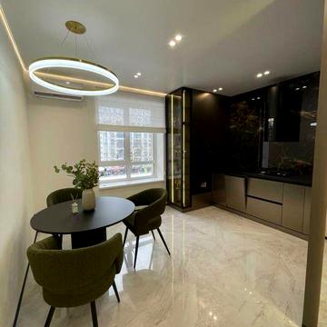 Продам шикарну одно кімнатну квартиру біля озера!