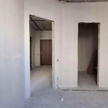 Євродвокімнатна з гардеробом! Чистовий ремонт!