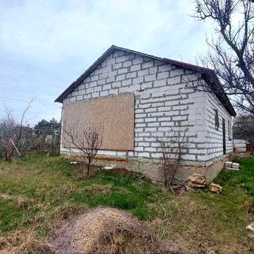 Дом в пригороде Черноморска