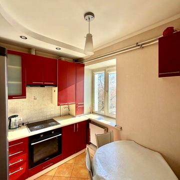 Продаж 2К квартири на пр. Шевченка (Кристал)