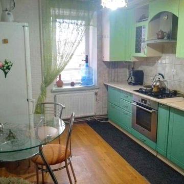 Здам 2-х кімн. квартиру вул. В. Бердичівська  для 3х військових, парі