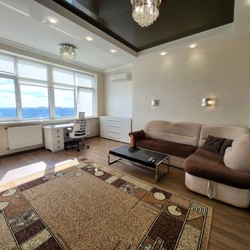 Лесі Українки бульв., 7-А