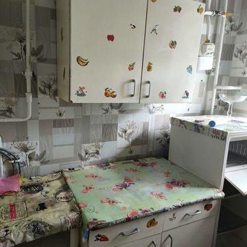 Здається 2к.квартира біля медколеджу