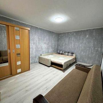 Продаю 1 кім квартиру в центрі міста