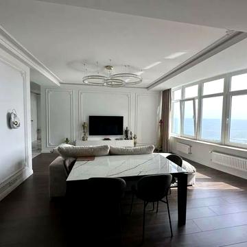 Валерія Самофалова вул. (Каманіна), 16а