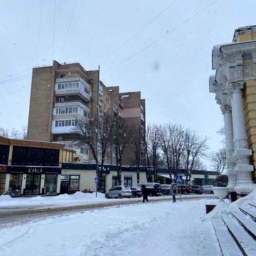 2-кімнатна квартира поряд із РАГСом, цегляний будинок