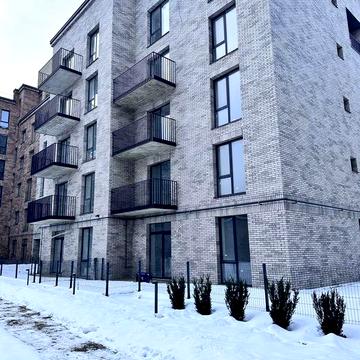 Продам квартиру з власною змельною ділянкою ЖК Вавель