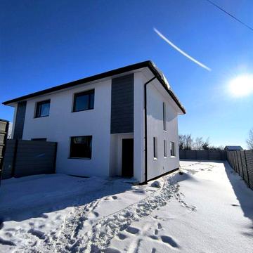 Теплий будинок біля Киева!