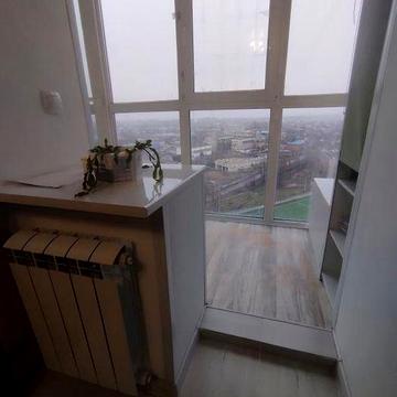 Продам двухкомнатную квартиру пр Гагарина.Напротив стеклянного моста.