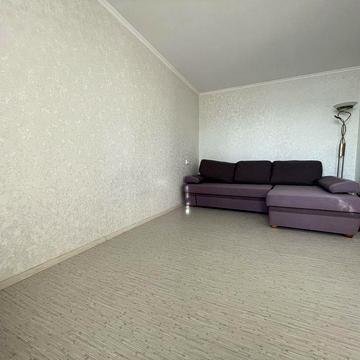 Оренда 4к кімнатноі квартири на ж\м Сонячний