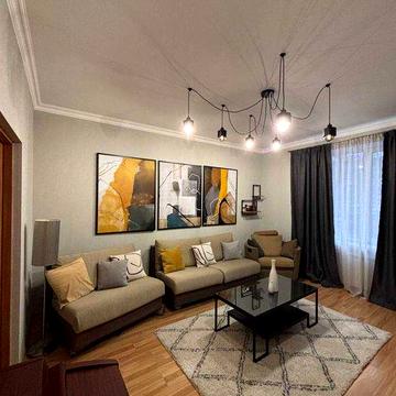 Продажа 3-х ком.квартиры в центре на Маяковского