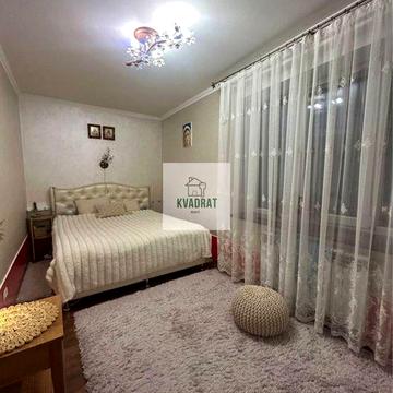 Продам 3-х кімнатну квартиру з індивідуальним опаленням