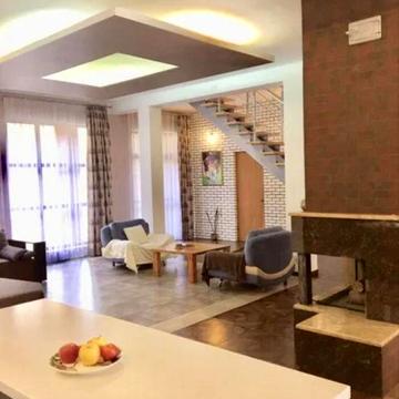 Радистів вул., 2