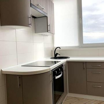 Здам в новобудові сучасну євро 2х кімнатну квартиру