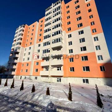 Продається простора 2-кімнатна квартира в районі Дубово.