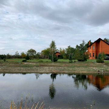 Продам дом в Песчанке. Большой участок с озером.. ул Садовая