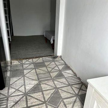 Здам в оренду половину власного будинку.