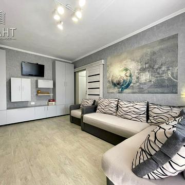 Івана Сірка вул. (Демяна Коротченка), 33