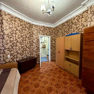 Продам 2-х ком квартиру  в Центре АГВ.