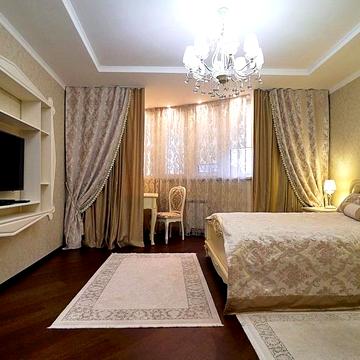 Дніпровська набережна вул., 23