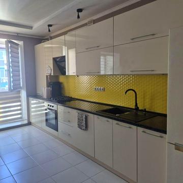 Терміново!!! 3к новий будинок  109 кв.м жк Барський