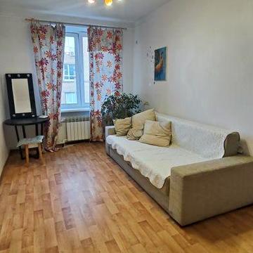 Сдам 2к квартиру в центре