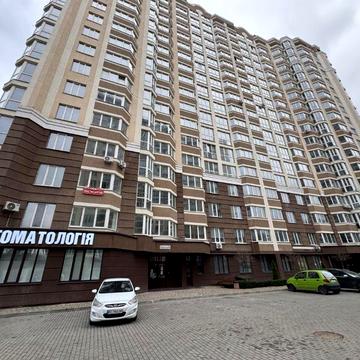 Продаж великої однокімнатної квартири з лоджією ЖК Сяйво 2