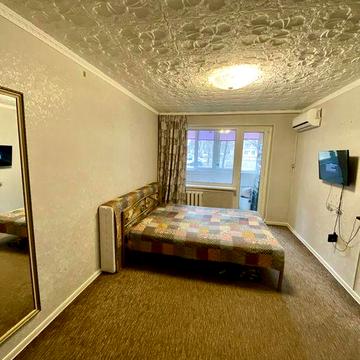 Продам 2-х кімнатну квартиру в районі 7 Зарічний